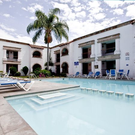Holiday Inn Express Morelia By Ihg Exterior foto