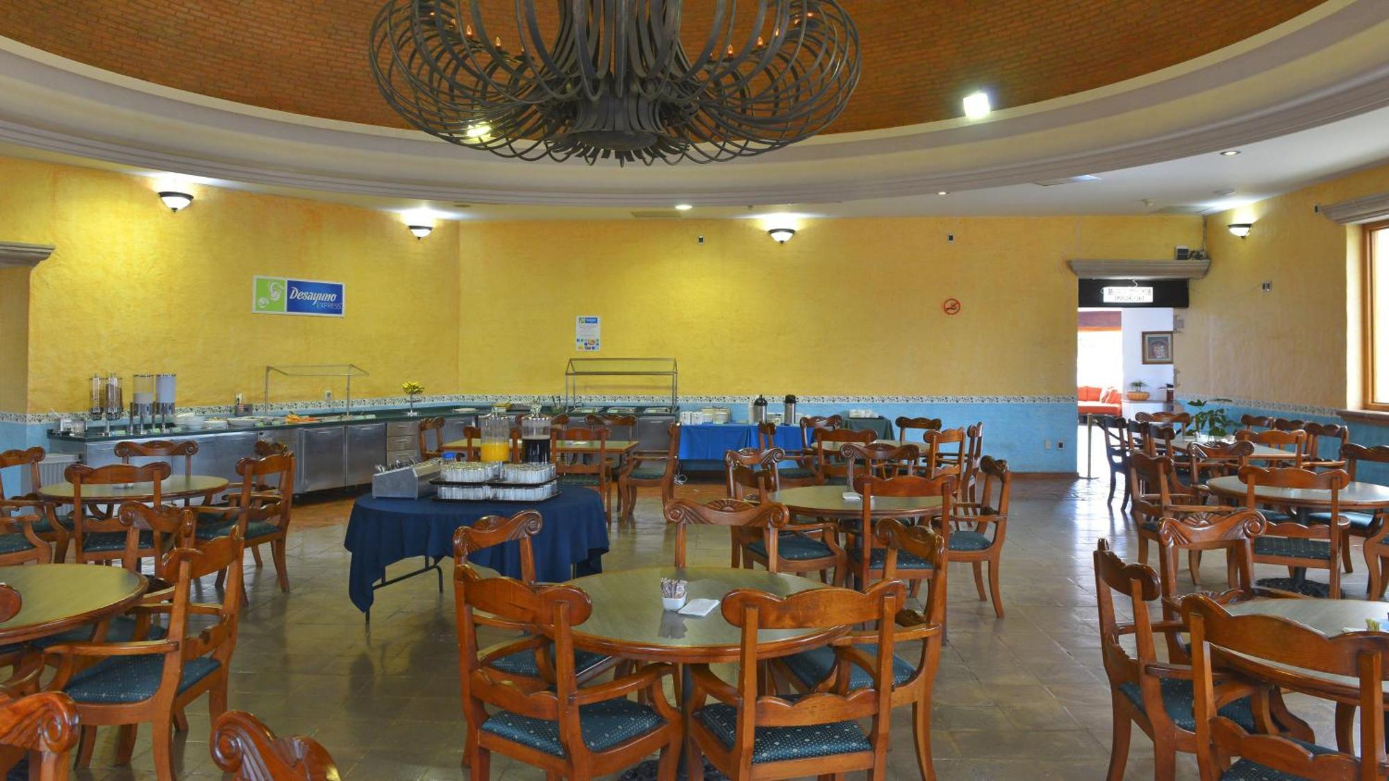 Holiday Inn Express Morelia By Ihg Exterior foto