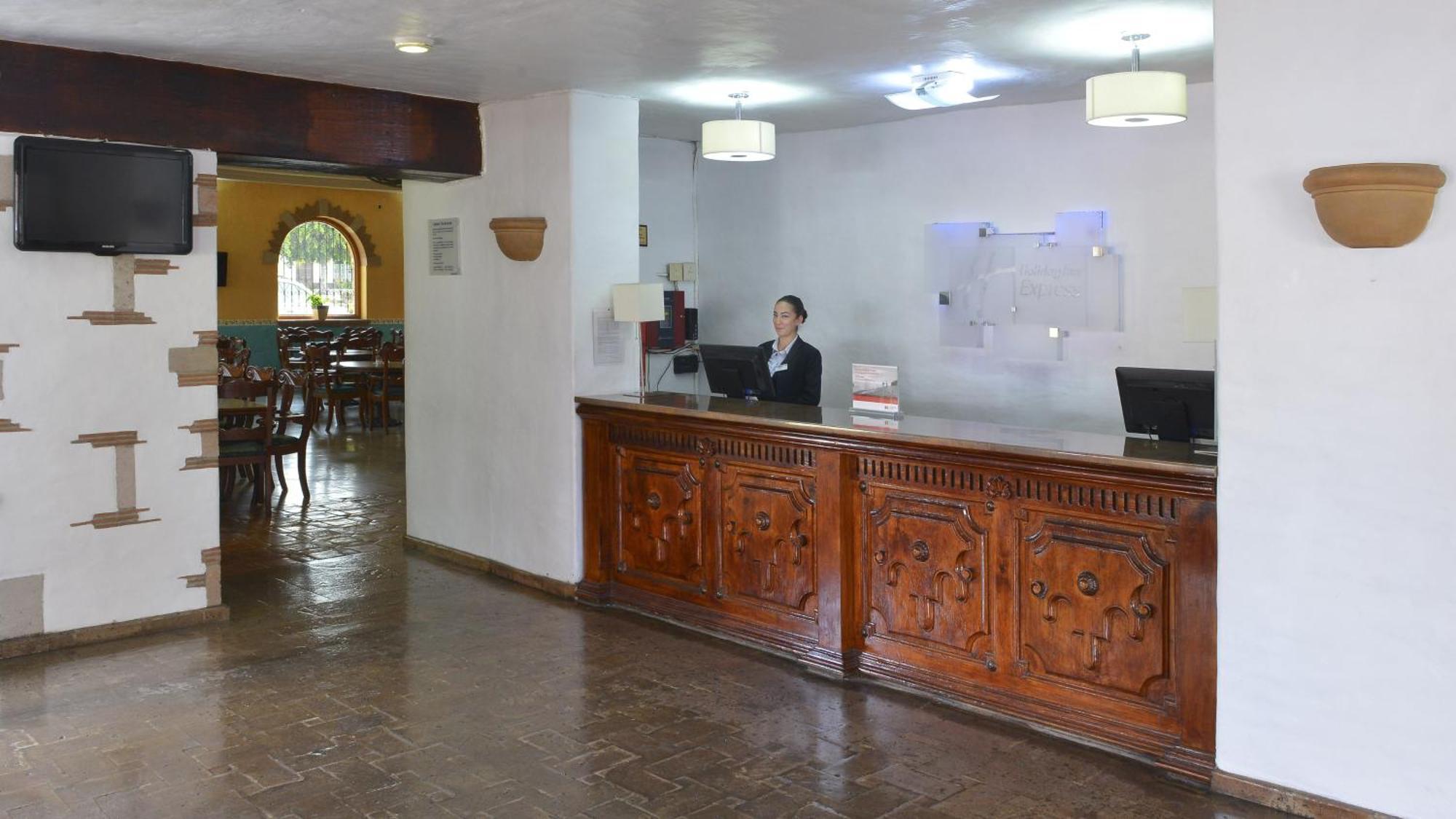 Holiday Inn Express Morelia By Ihg Exterior foto