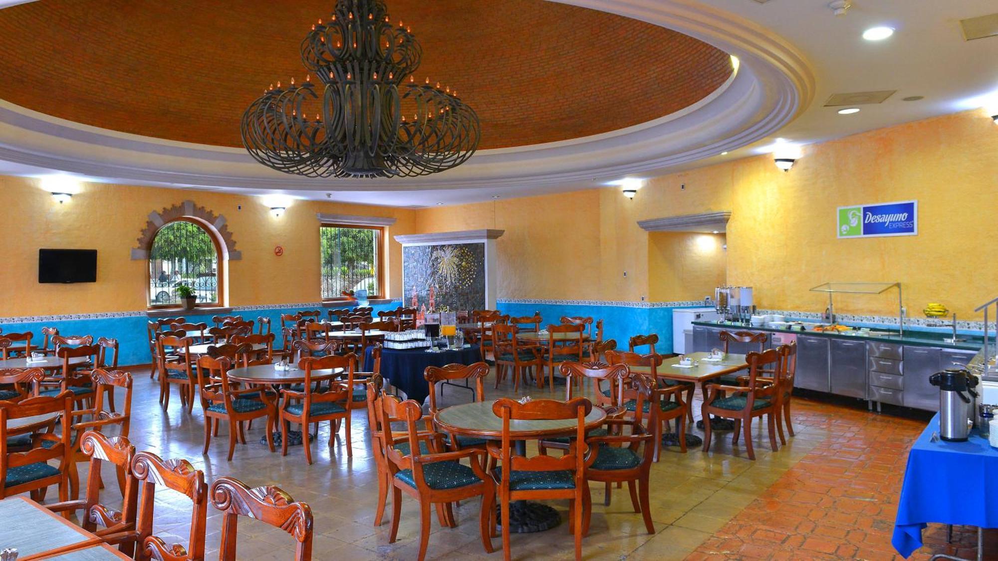 Holiday Inn Express Morelia By Ihg Exterior foto
